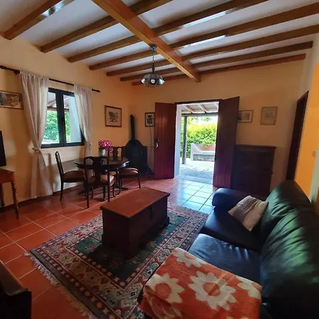 Mountain-ocean-view Madeira *