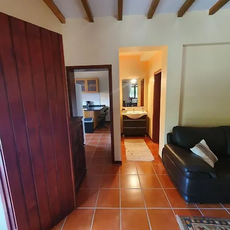 Mountain-ocean-view Madeira São Vicente